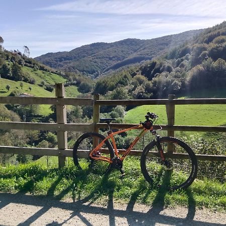 Hostal-Cicloturismo Lopenea 라이차 외부 사진